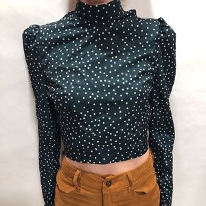 Backless turtle neck shoulder puff blouse